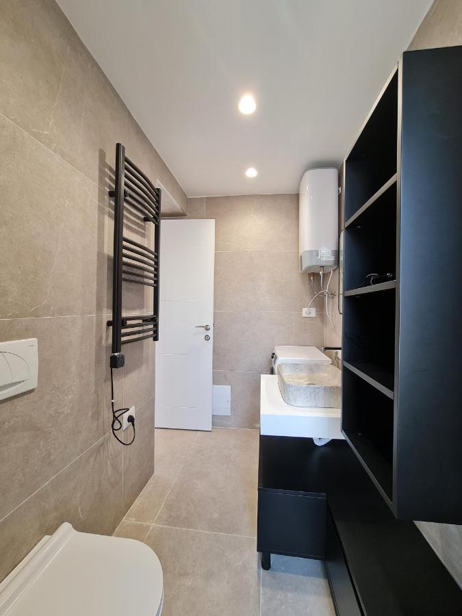 Adore - Modern Studio Tirana Zewnętrze zdjęcie