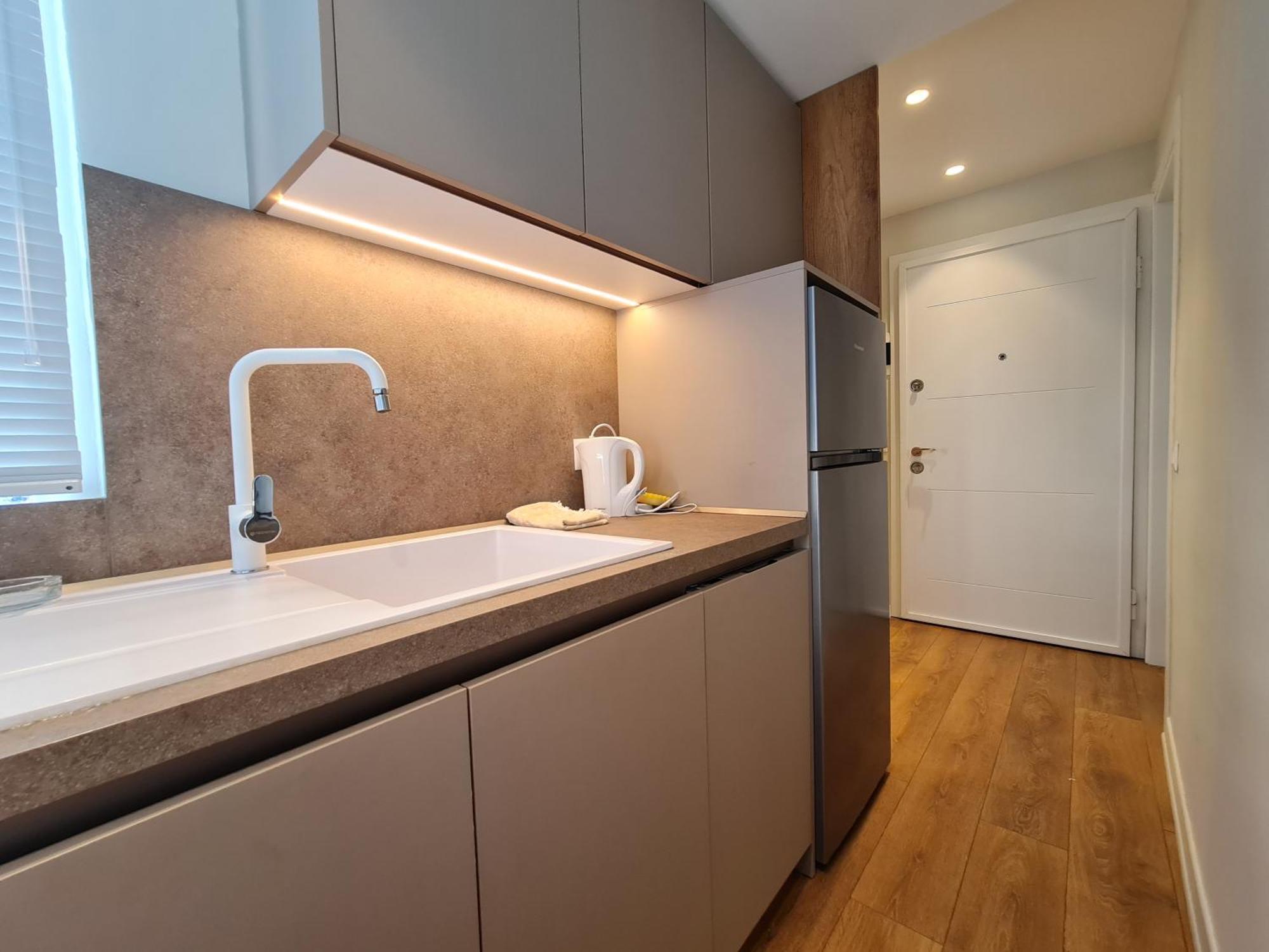Adore - Modern Studio Tirana Zewnętrze zdjęcie